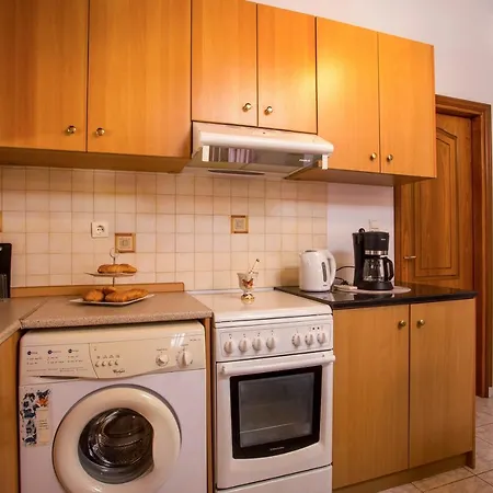 Vicki's House 2-bedroom With Yard And Garden