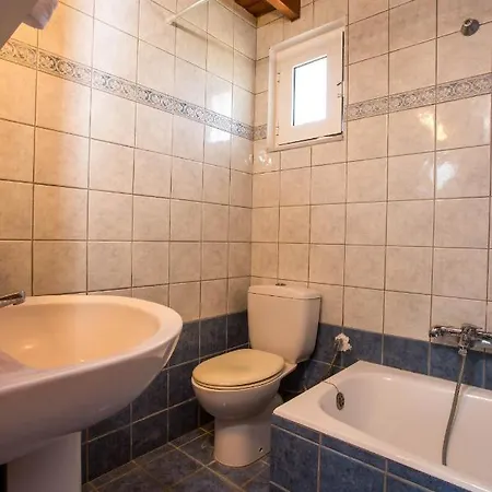 Σπίτι διακοπών Vicki's House 2-bedroom With Yard And Garden