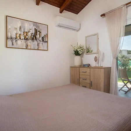 بيت للعطل Vicki's House 2-bedroom With Yard And Garden
