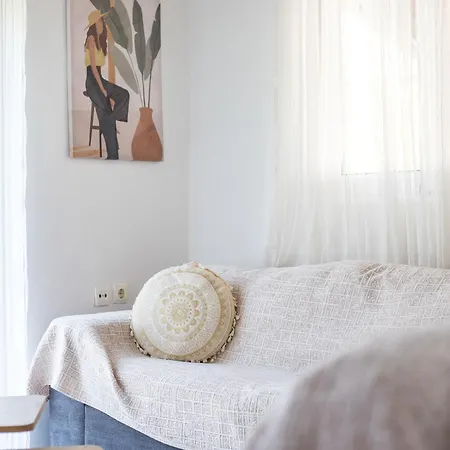 بيت للعطل Vicki's House 2-bedroom With Yard And Garden إياليسوس