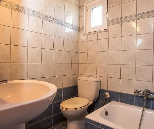 بيت للعطل Vicki's House 2-bedroom With Yard And Garden